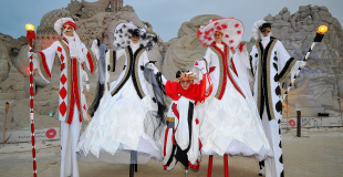 Les Elégants