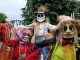 Les Epouvantails
