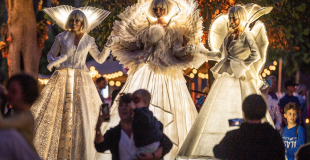 Echassiers vénitiens lumineux blancs