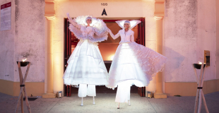 Echassière costume blanc