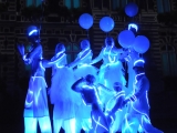 Echassiers lumineux pour une mise en lumière de façades (92)