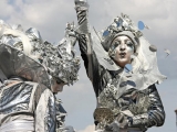 Echassiers argentés pour une fête thématique (69)