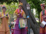 Echassiers musiciens pour une balade de l'enfance (78)